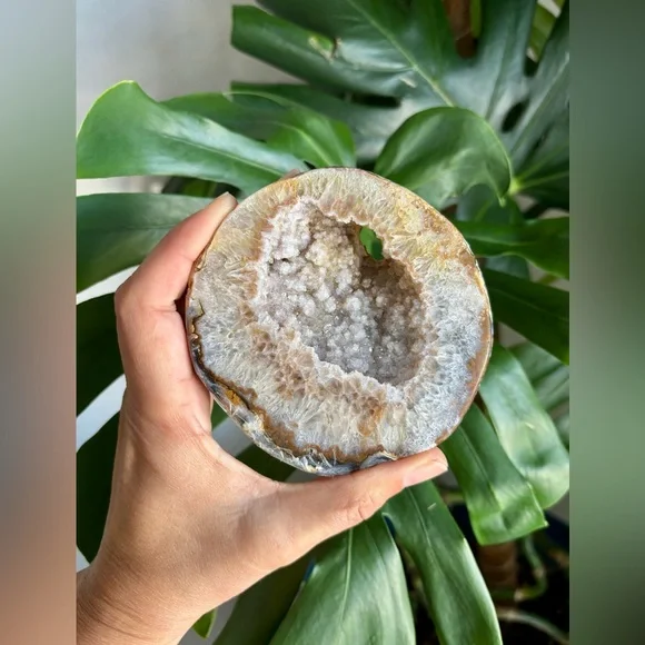 Agate Geode from Brazil - Picture 7 of 10